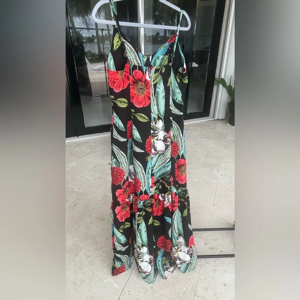 Floral dress - Picture 1 of 3